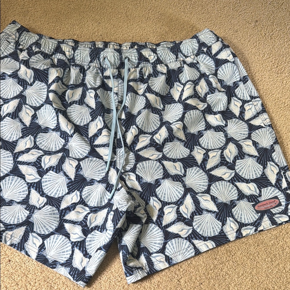 Vineyard Vines Blue and White Swim Trunks NEVER WORN